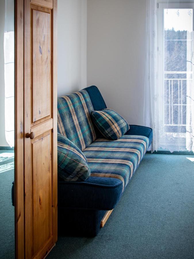 Na Závisti Hotel *